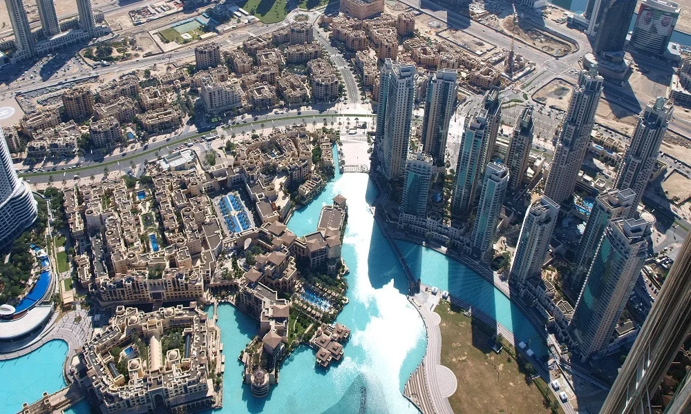 البرشا از محله های ایرانی نشین در دبی